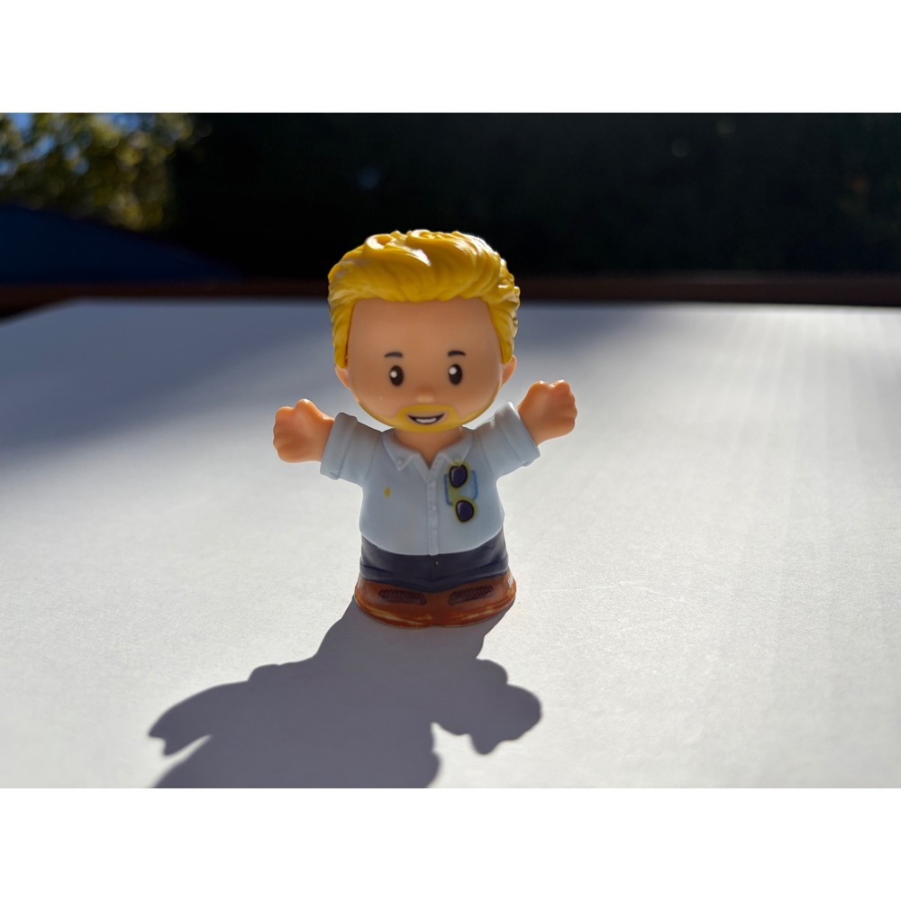 Fisher Price Little People Blonde Man Beard Blue Shirt Sunglasses Figure